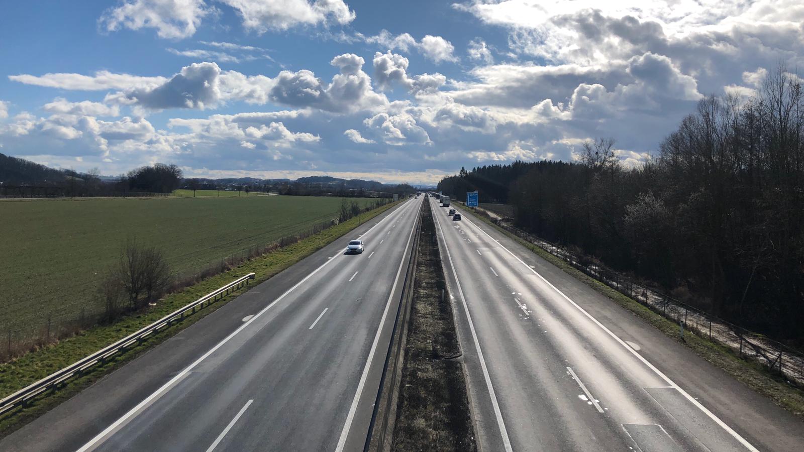 A08 Innkreisautobahn AST Ort - AST Suben - Út- és hídépítés