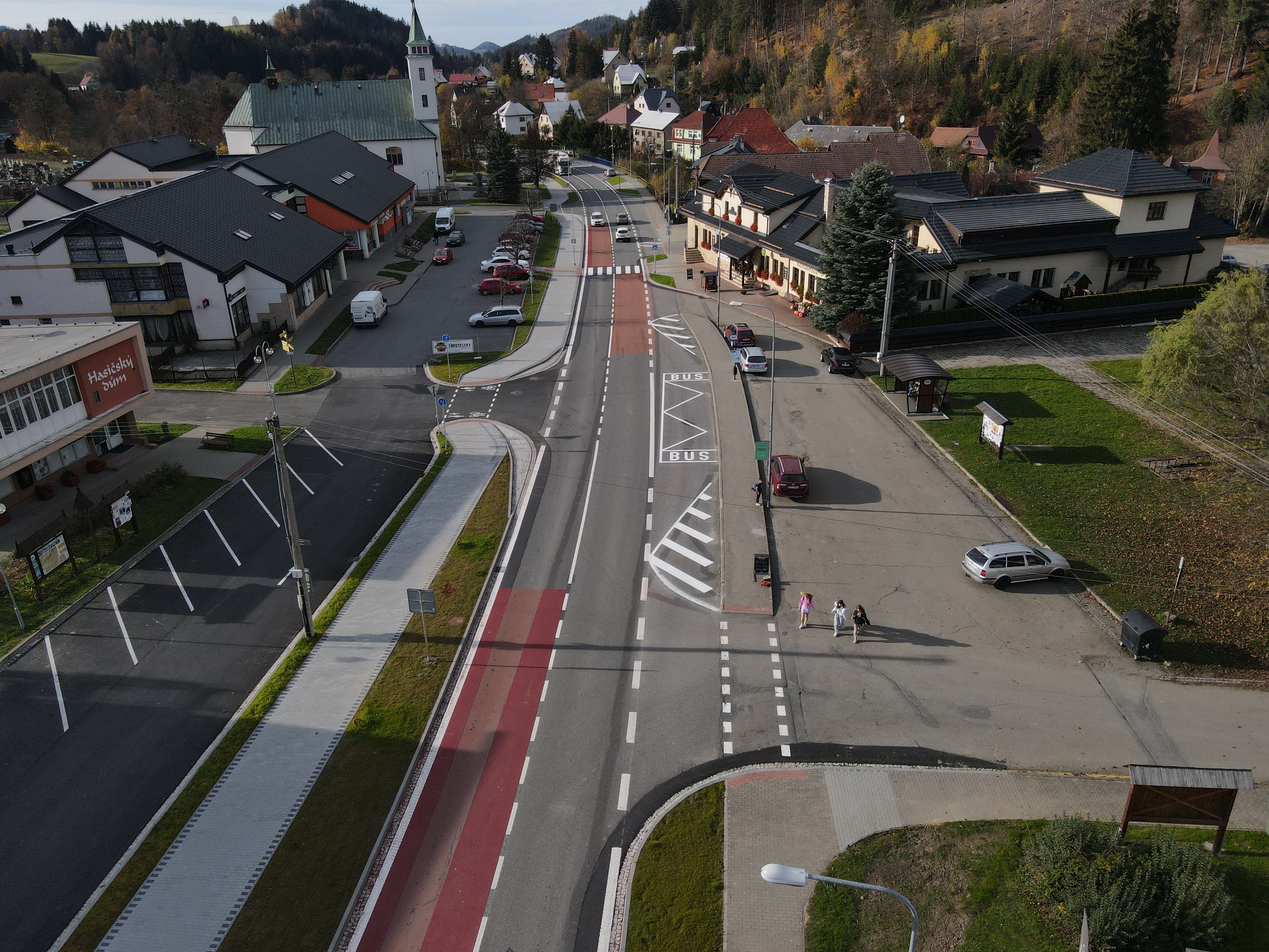 Horní Bečva – výstavba cyklostezky centrem obce - Út- és hídépítés