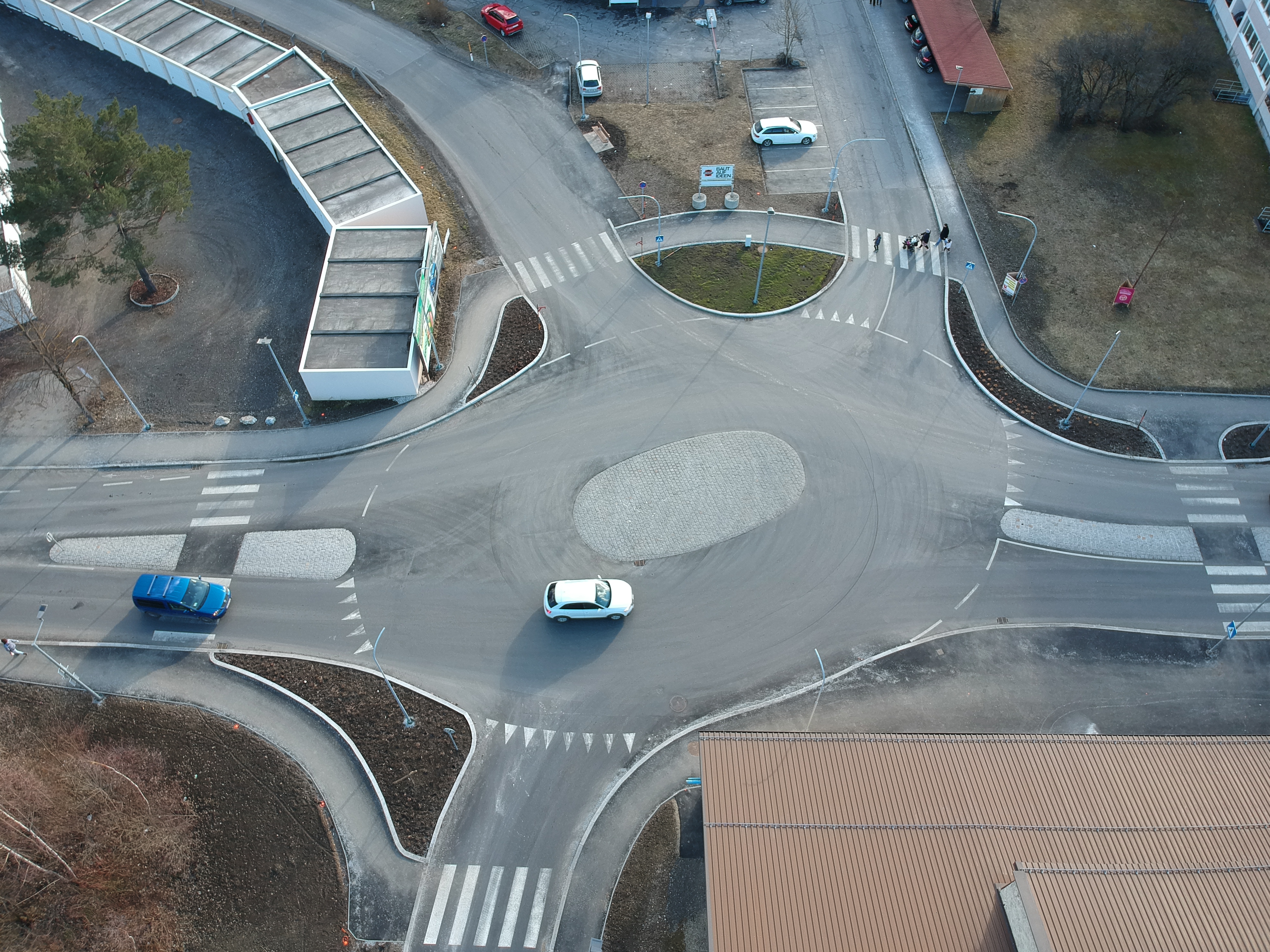 MKV Langefelderstraße, Trofaiach - Út- és hídépítés