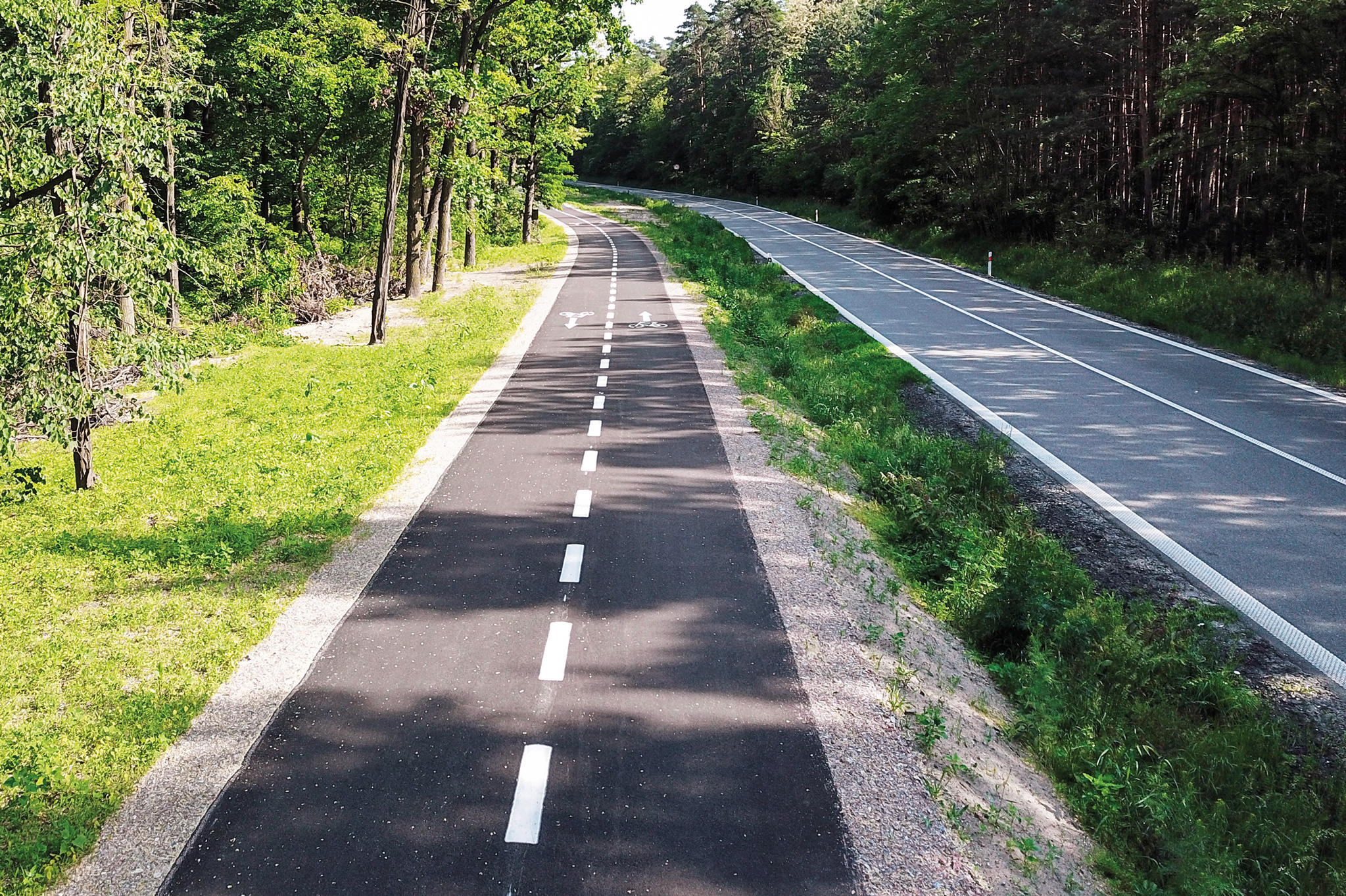 Cyklostezka, Hodonín – Ratíškovice - Út- és hídépítés