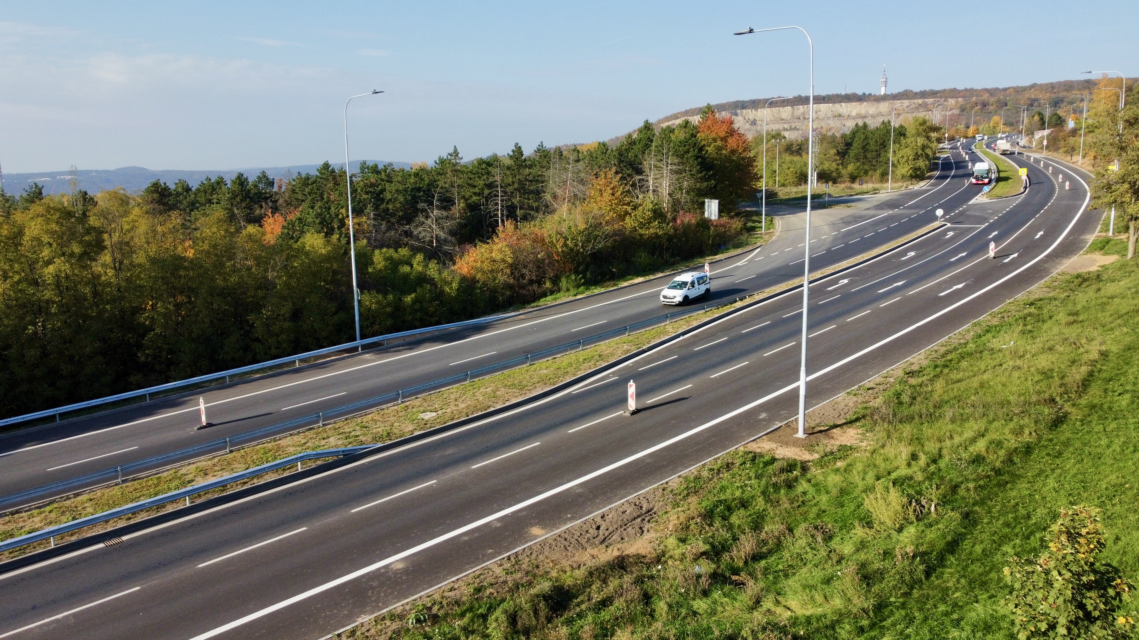 Brno – rekonstrukce ul. Jedovnická - Út- és hídépítés