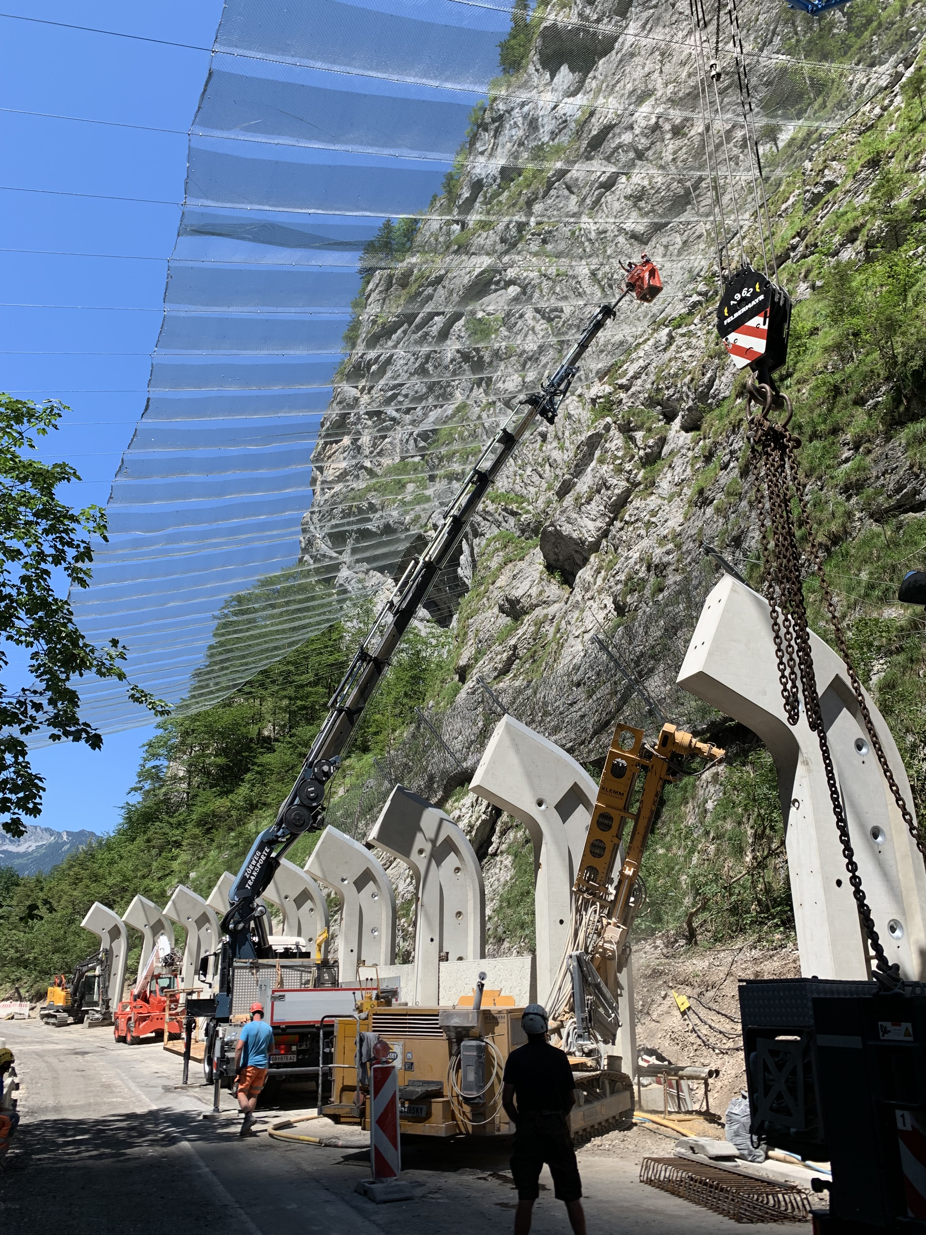 L127 Radmerstraße - Steinerne Jungfrau - Mélyépítés