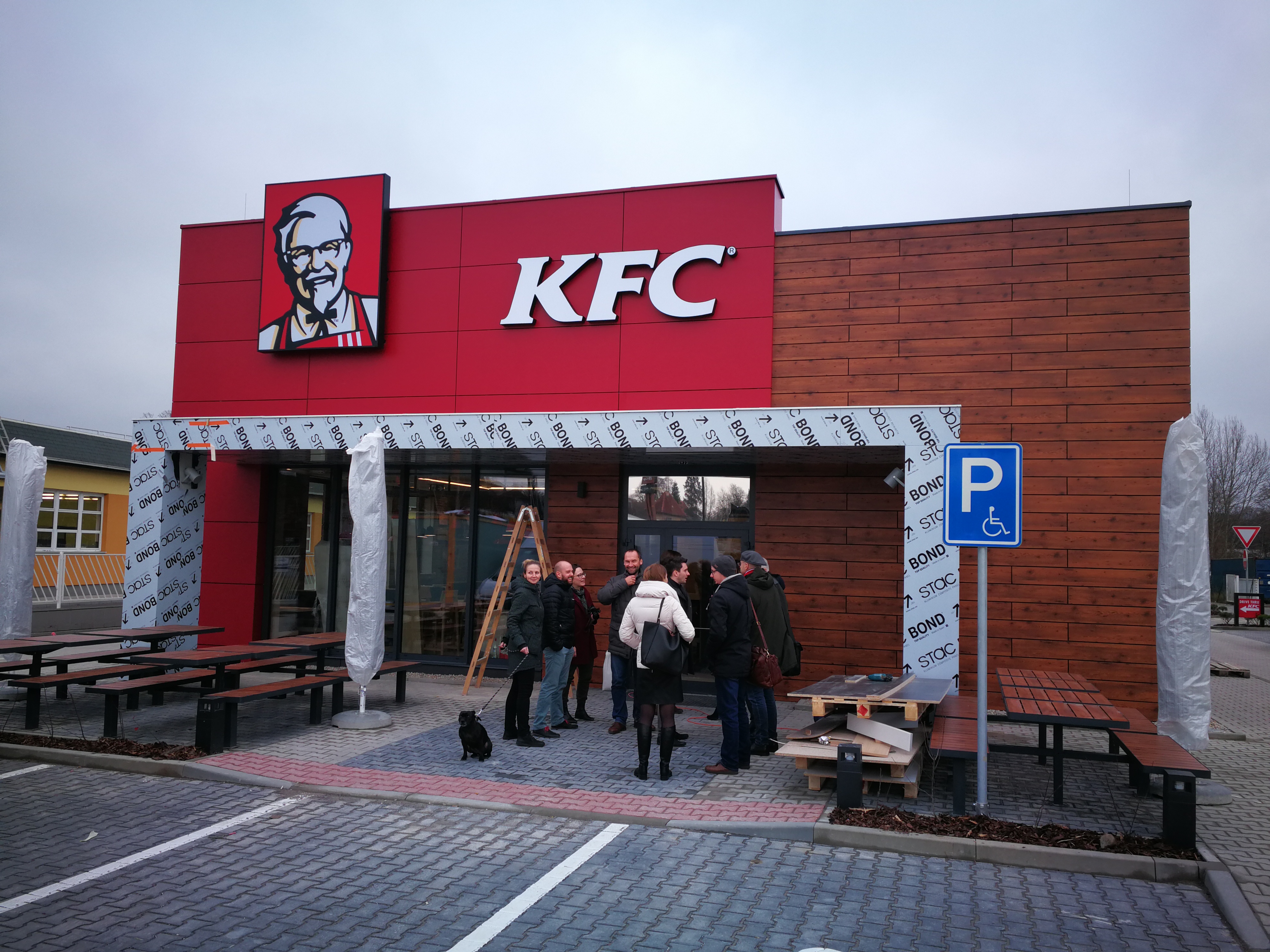 Neubau KFC Ansfelden - Magasépítés